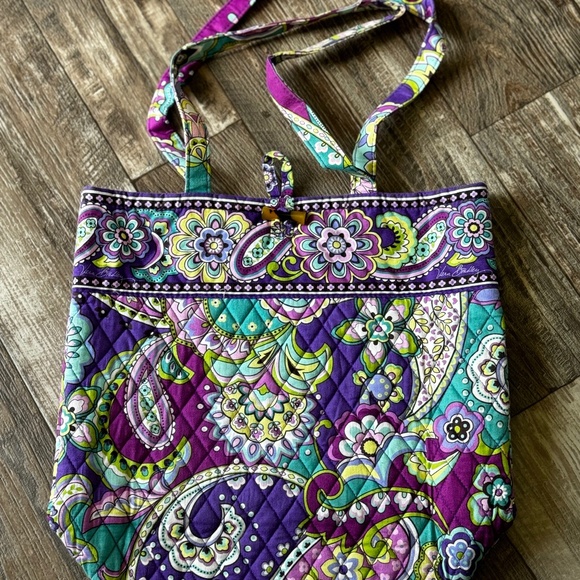 Vera Bradly Handbag - Picture 1 of 5